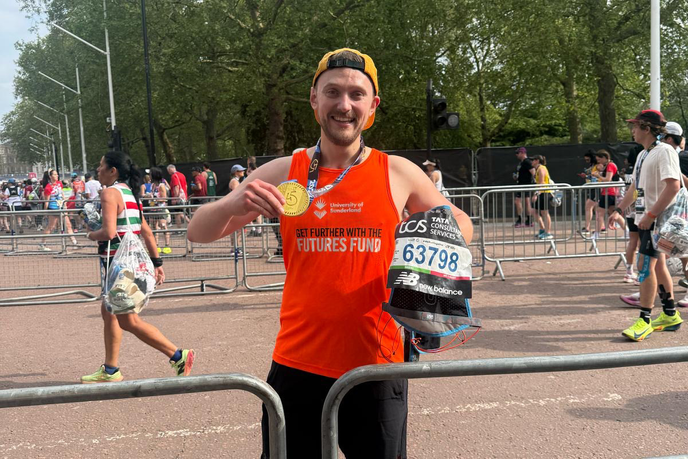 Mark Learmouth Completing the London Marathon